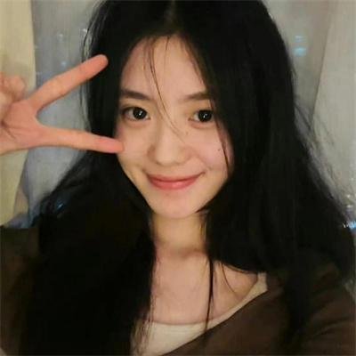 大小姐才不会玩格斗游戏